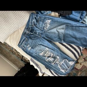 American Eagle high-rise Tomgirl jeans